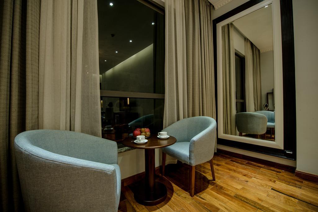 New Gate Apartment Hanoi Eksteriør bilde